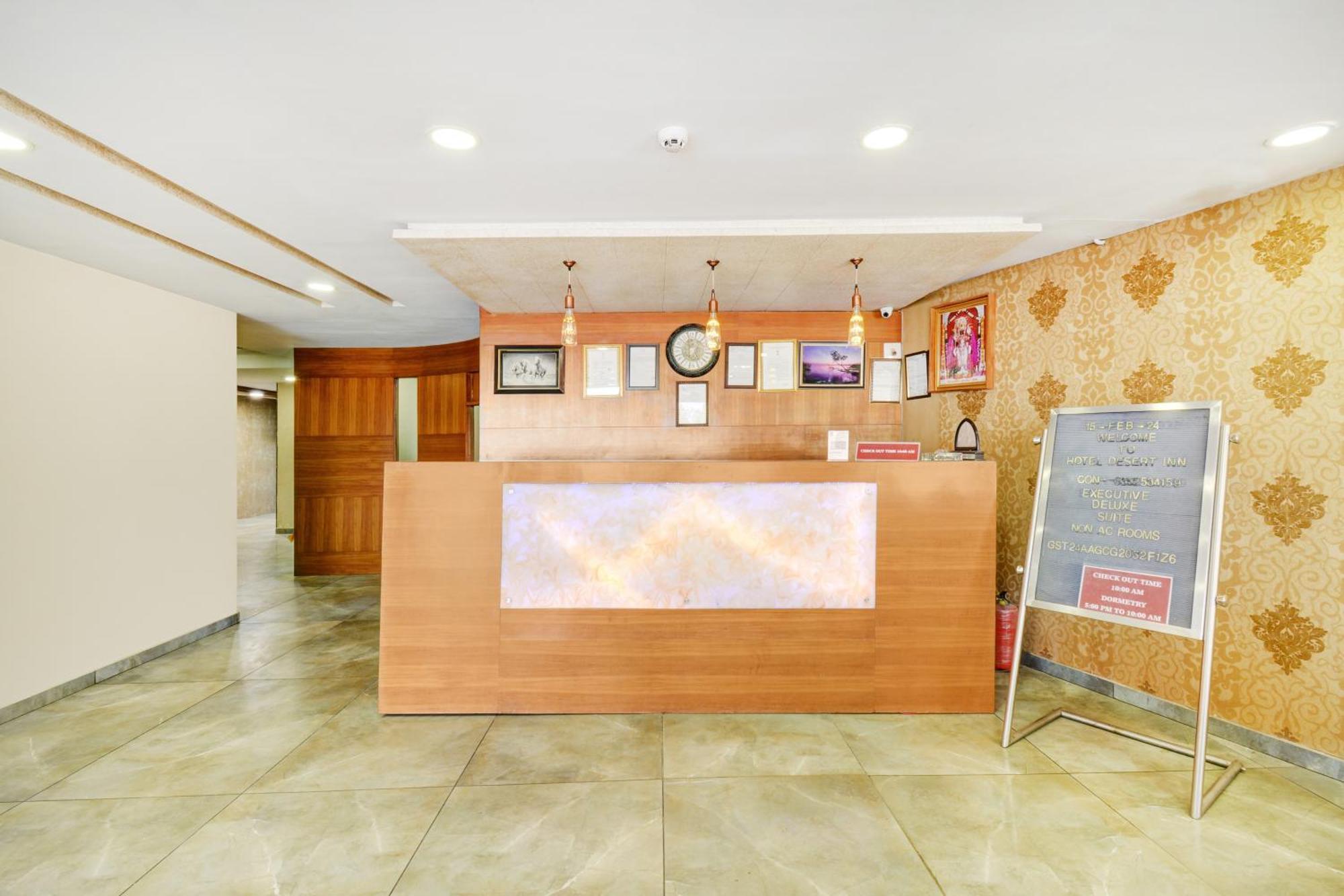 Hotel Desert Inn Tharad Exterior photo